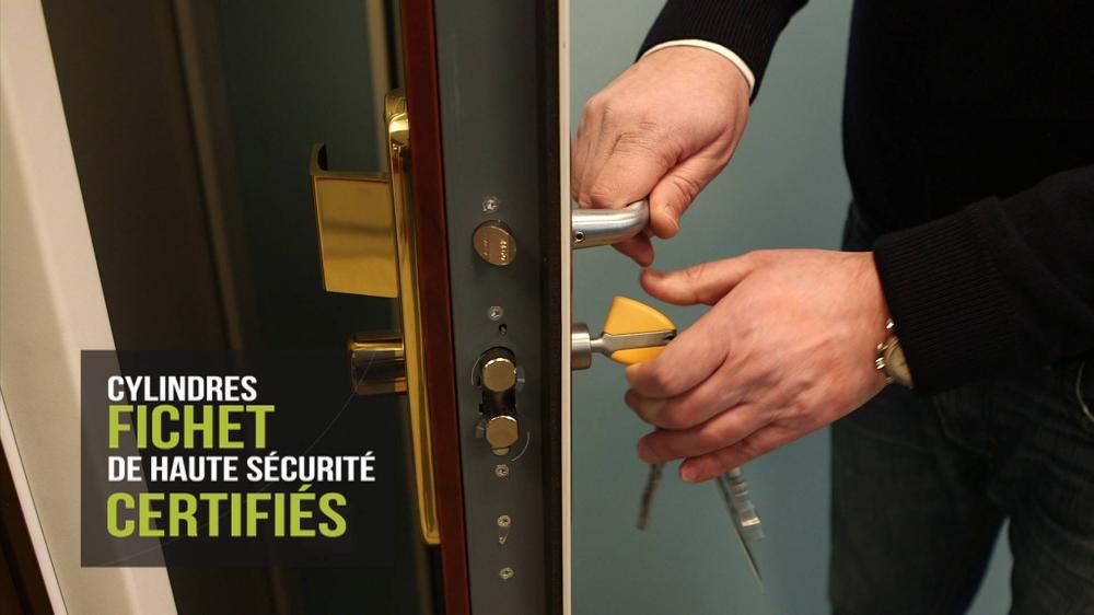 Ouverture de porte près de Vannes